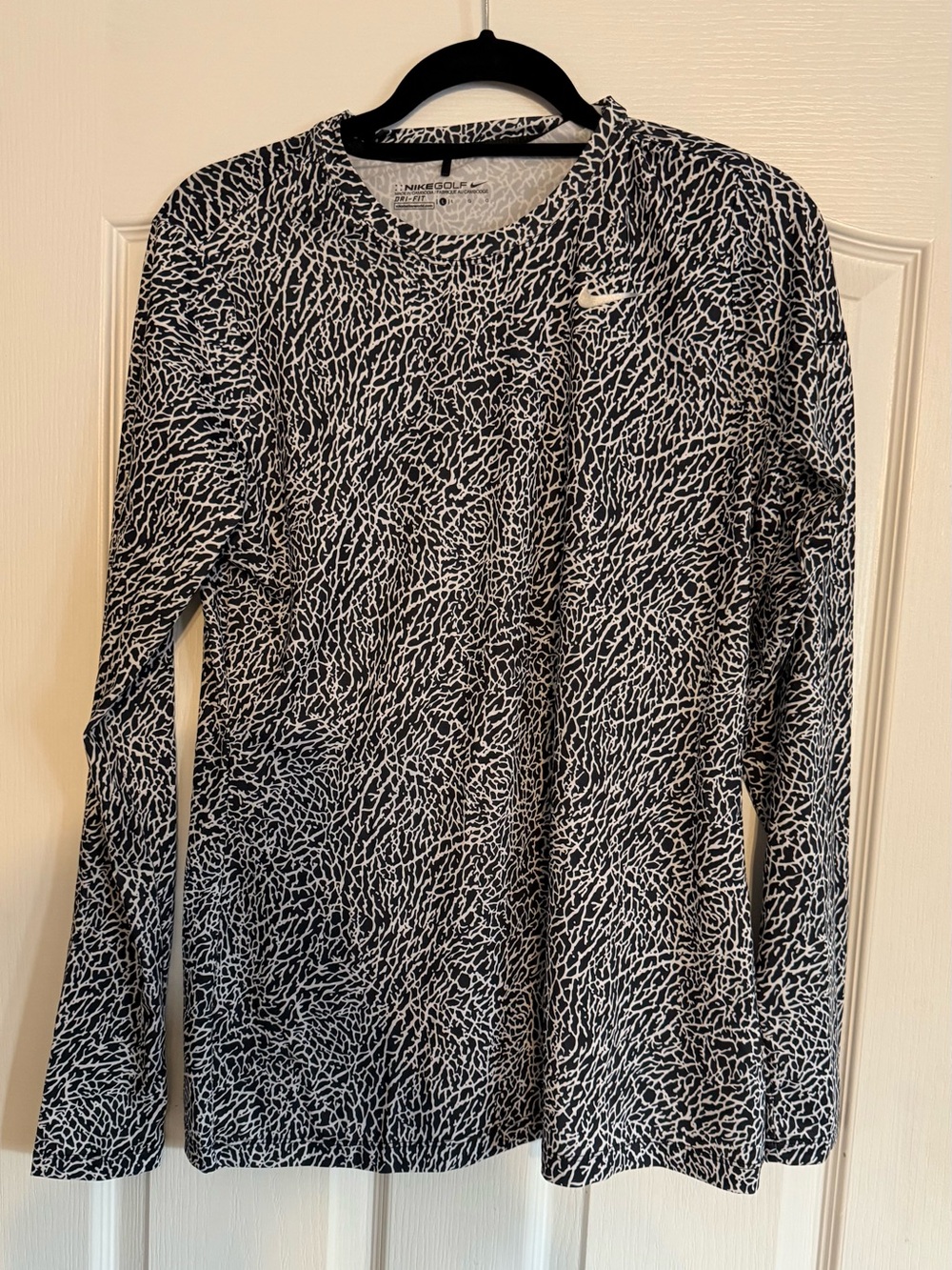 Nike Women's Black & White Long Sleeve Patterned Performance Tee